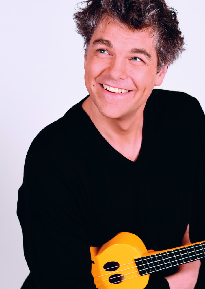 Gaëtan: Auteur-compositeur-interprète